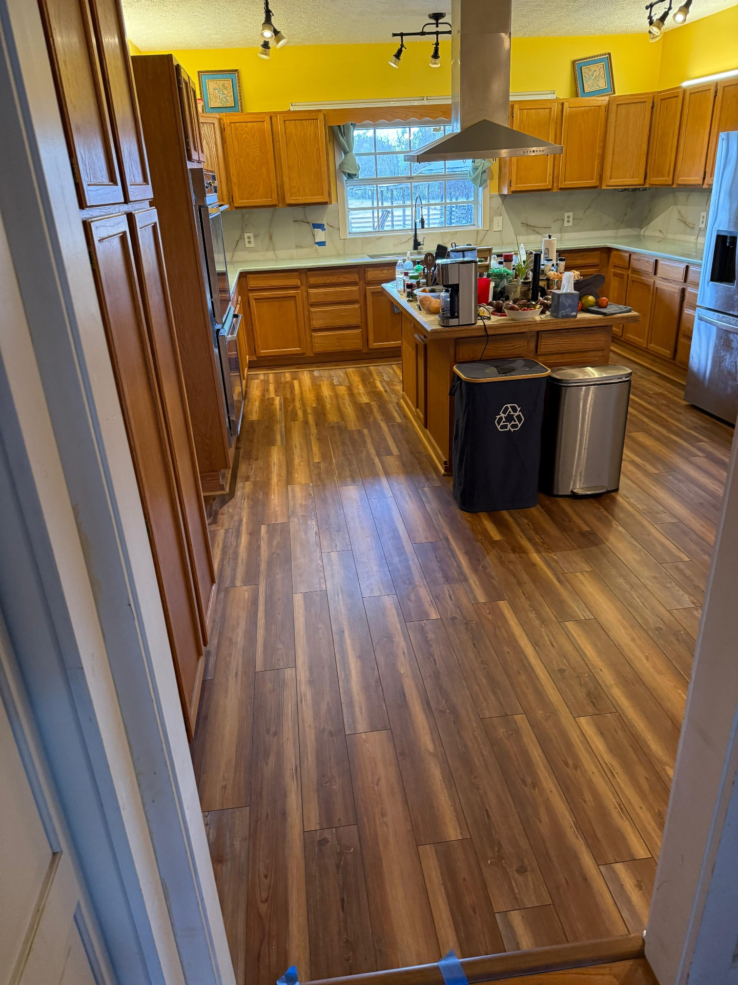 Kitchen before flooring update